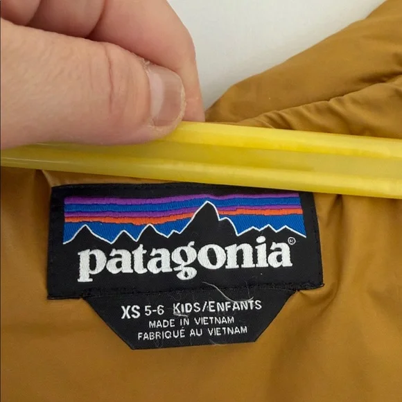 Patagonia Kids Two-Tone Gray Puffer  Down Jacket (sz XS/5-6 yrs) - Picture 8 of 10